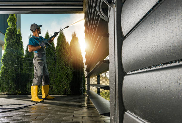 Best Garage Pressure Washing  in Wolfhurst, OH