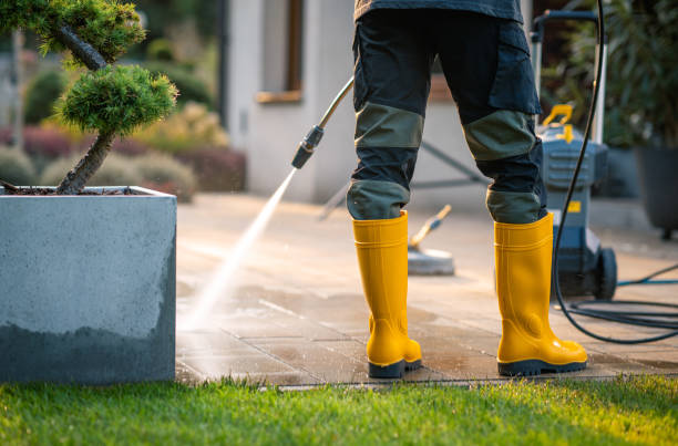 Why Choose Our Certified Pressure Washing Experts for Your Project Needs in Wolfhurst, OH?